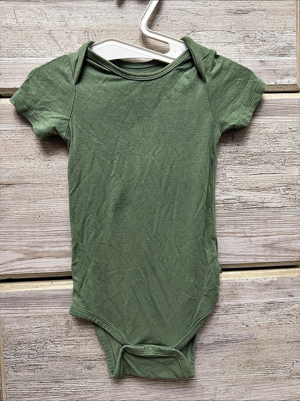 Kyte Baby Short Sleeve Bodysuit Baby 12-18M Green